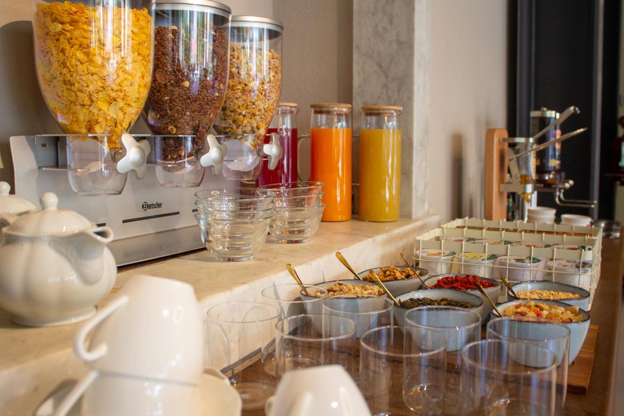 מרינה די קררה Doride Suites Boutique Hotel מראה חיצוני תמונה