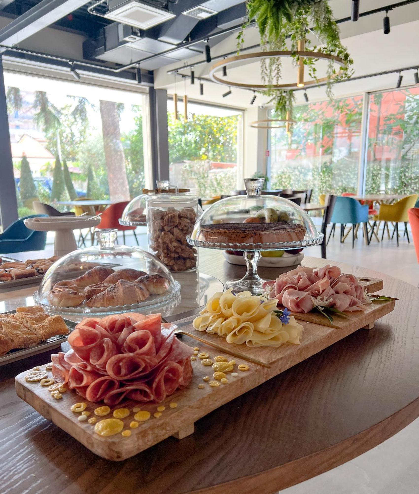 מרינה די קררה Doride Suites Boutique Hotel מראה חיצוני תמונה