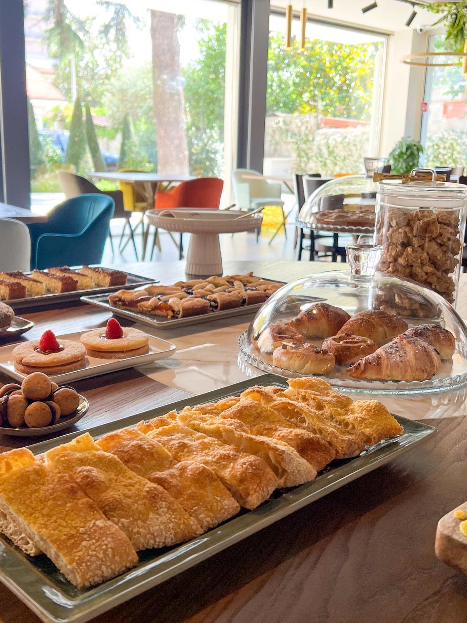 מרינה די קררה Doride Suites Boutique Hotel מראה חיצוני תמונה