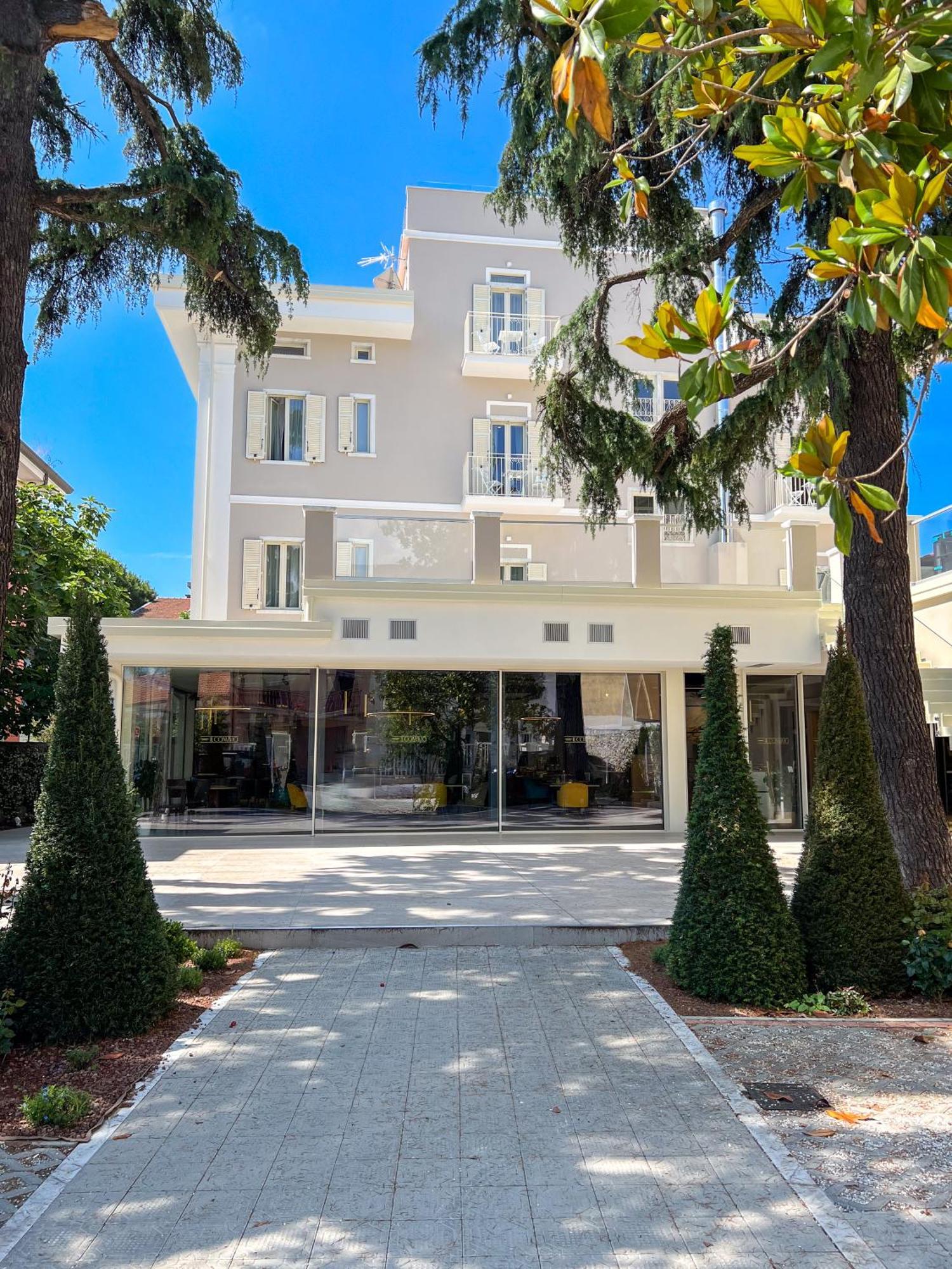 מרינה די קררה Doride Suites Boutique Hotel מראה חיצוני תמונה